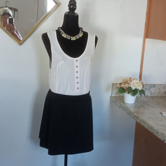 Bathing suit - Picture 3 of 4